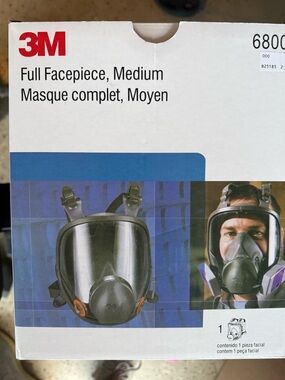 3M Full Facepiece Respirator Mask - Medium - Gray